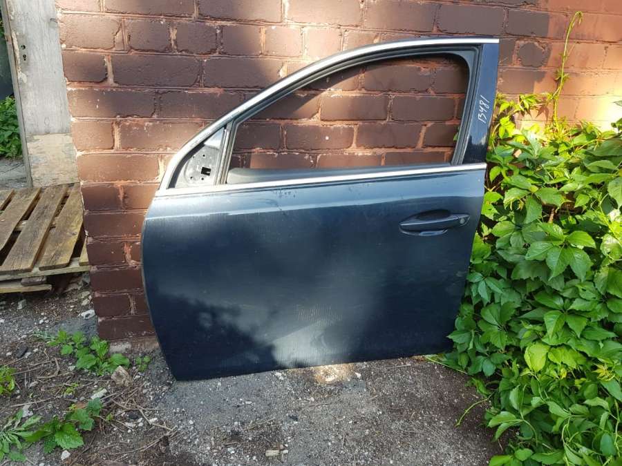 Дверь передняя левая Peugeot 308 2 2015г. | Фото № 1 Дверь передняя левая Peugeot 308 2 2015г. - Фото 1
