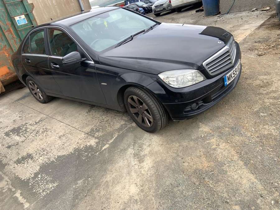 Насос вакуумный  MERCEDES BENZ C-CLASS W204 2007г. | Фото № 4   Насос вакуумный  MERCEDES BENZ C-CLASS W204 2007г. - Фото 4