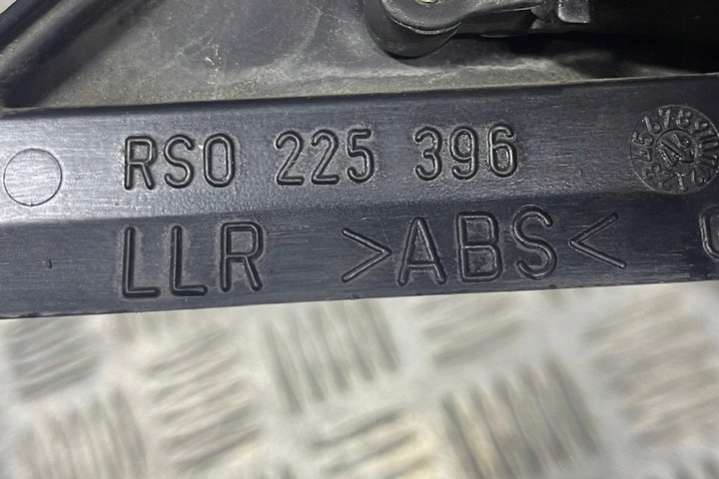 RS0225396 Зеркало наружное правое  Audi A3 8L (1996-2000) 1996г. | Фото № 5  RS0225396 Зеркало наружное правое  Audi A3 8L (1996-2000) 1996г. - Фото 5