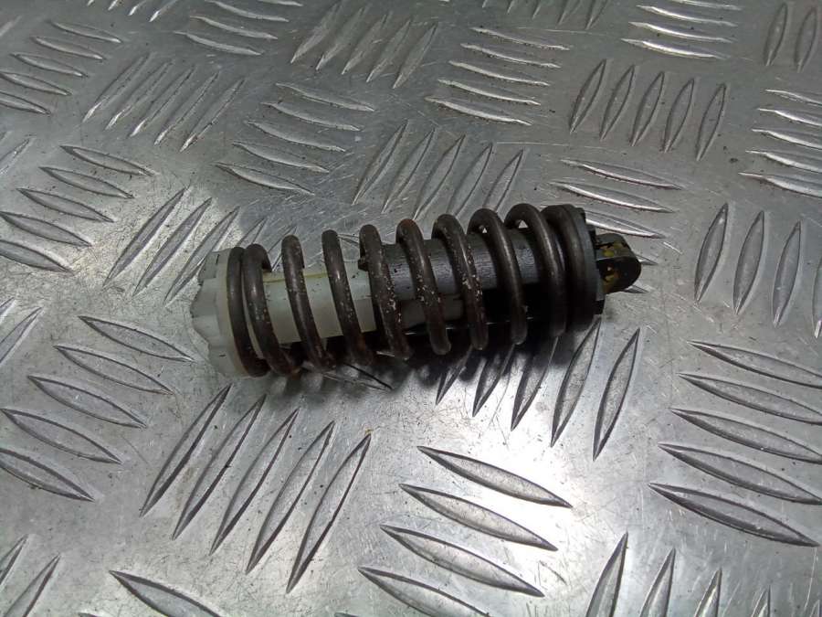 1J2721421 Пружина прижимная Skoda Octavia A5 restailing 2010г. | Фото № 5 1J2721421 Пружина прижимная Skoda Octavia A5 restailing 2010г. - Фото 5