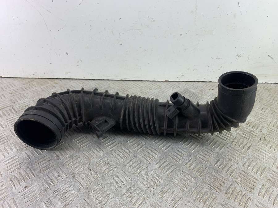 A6395281182 Патрубок воздушного фильтра Mercedes-Benz Vito W639 0000г. | Фото № 4 A6395281182 Патрубок воздушного фильтра Mercedes-Benz Vito W639 0000г. - Фото 4