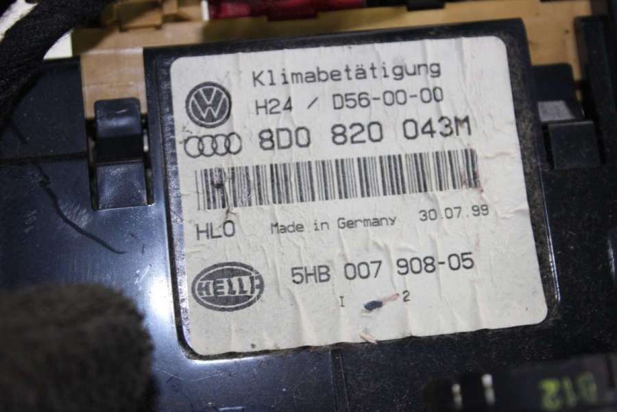 8D0820043M Блок управления печки / климат-контроля  Audi A4 B5 2000г. | Фото № 3  8D0820043M Блок управления печки / климат-контроля  Audi A4 B5 2000г. - Фото 3