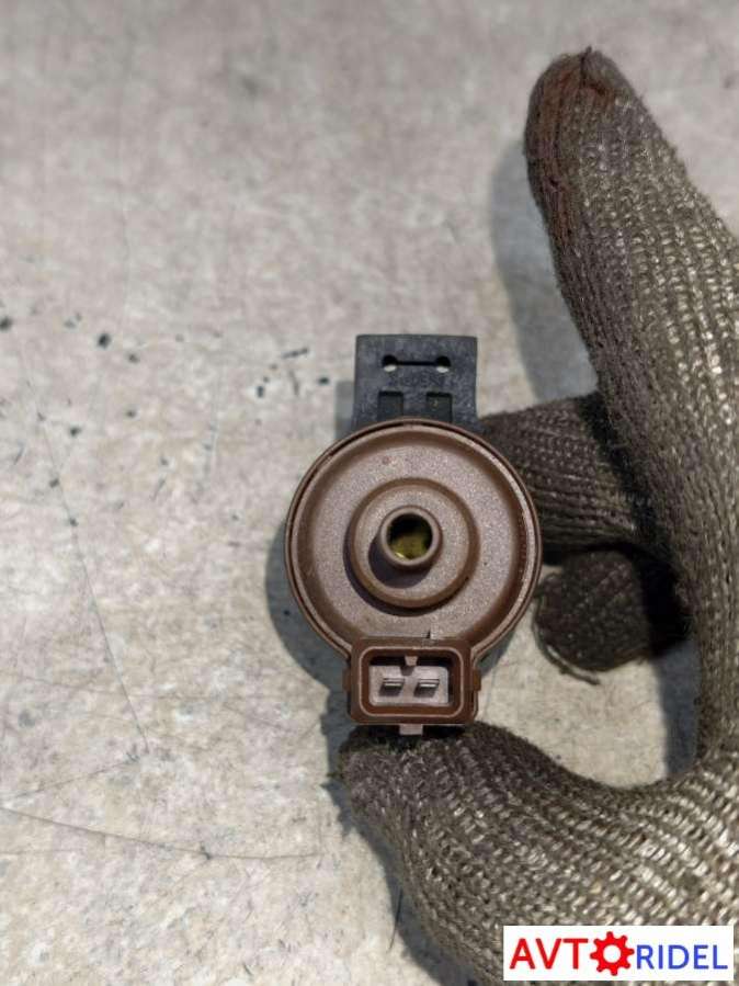 195203 Клапан вентиляции топливного бака Citroen C5 (2001-2008) 2002г. | Фото № 1 195203 Клапан вентиляции топливного бака Citroen C5 (2001-2008) 2002г. - Фото 1