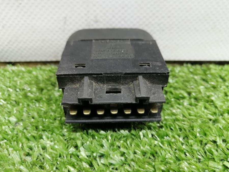 7M0963563B95VW19K314ABW Кнопка подогрева сидений Volkswagen Sharan 1 1999г. | Фото № 5 7M0963563B95VW19K314ABW Кнопка подогрева сидений Volkswagen Sharan 1 1999г. - Фото 5