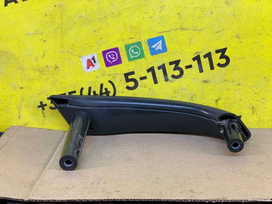 Ручка внутренняя задняя правая Skoda Octavia 2 (A5) хэтчбек 2008г. | Фото № 2 Ручка внутренняя задняя правая Skoda Octavia 2 (A5) хэтчбек 2008г. - Фото 2