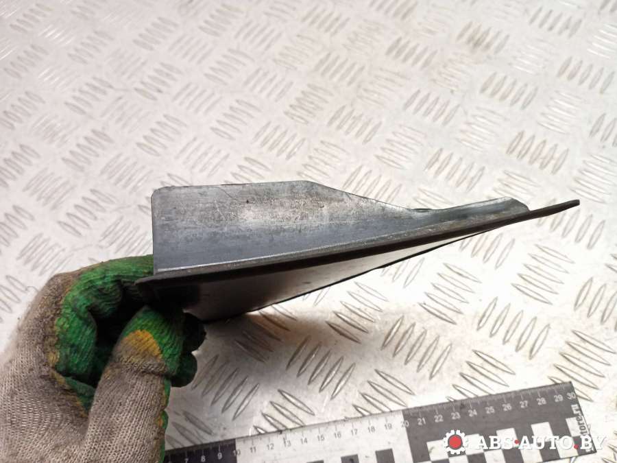 9004011009682178977 Накладка крыла (уголок зеркала) переднего правого  Peugeot Partner 2  (B9) 2010г. | Фото № 2  9004011009682178977 Накладка крыла (уголок зеркала) переднего правого  Peugeot Partner 2  (B9) 2010г. - Фото 2