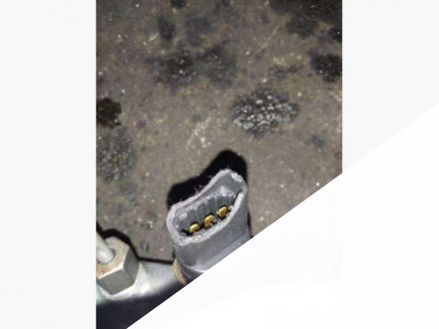 0445214061 314004A0 Топливная рампа Kia Sorento 1 (2002 - 2009) 2004г. | Фото № 2 0445214061 314004A0 Топливная рампа Kia Sorento 1 (2002 - 2009) 2004г. - Фото 2