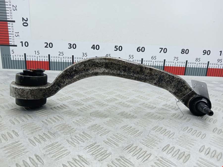 Рычаг передний правый Audi A4 B6 (2000-2006) Универсал 2002г. | Фото № 1 Рычаг передний правый Audi A4 B6 (2000-2006) Универсал 2002г. - Фото 1