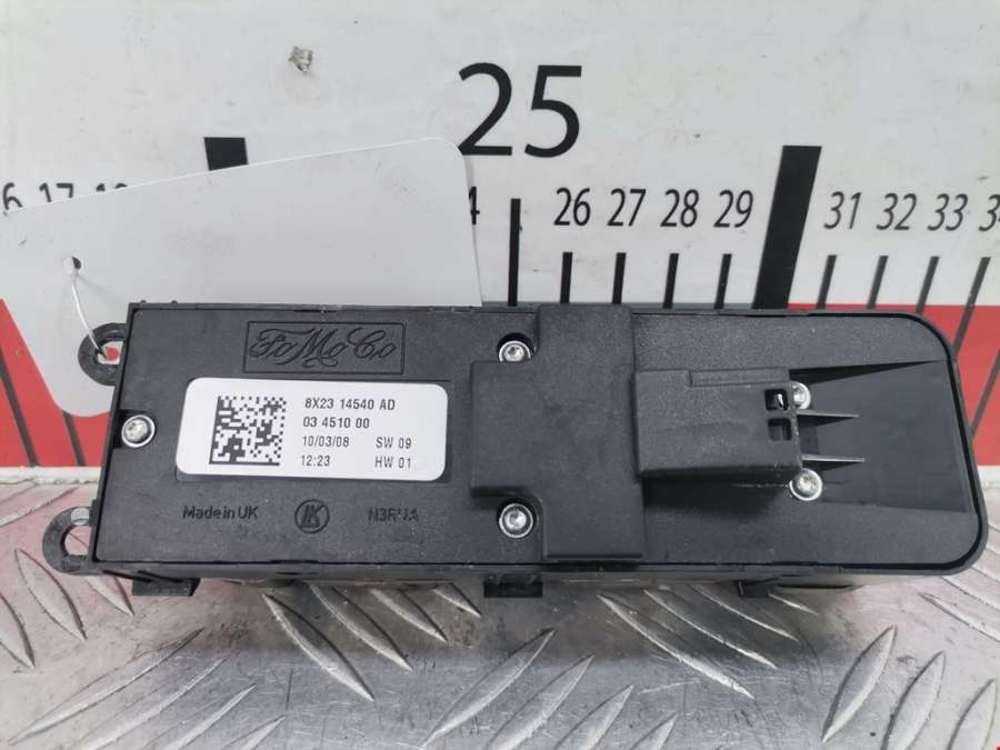 8X2314540AD Блок управления стеклоподъемниками Jaguar XF (X250) (2007-2015) Седан 2008г. | Фото № 4 8X2314540AD Блок управления стеклоподъемниками Jaguar XF (X250) (2007-2015) Седан 2008г. - Фото 4