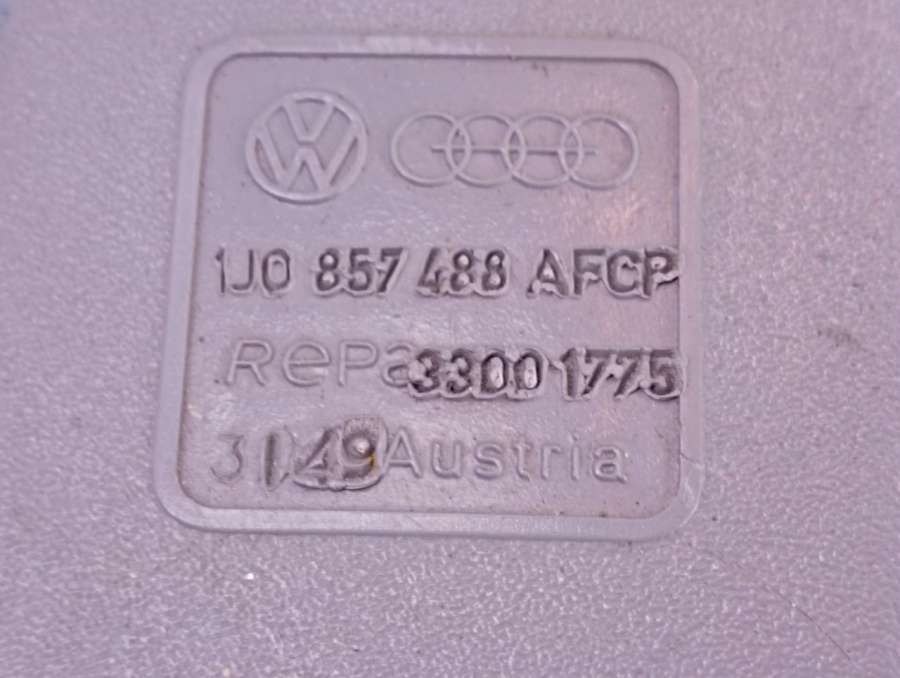 1J0857488 Замок ремня безопасности  Volkswagen e-Golf 2000г. | Фото № 5  1J0857488 Замок ремня безопасности  Volkswagen e-Golf 2000г. - Фото 5