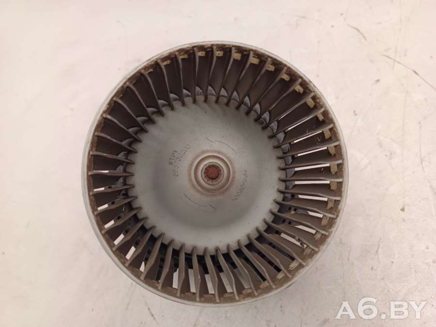 5P3730100 Моторчик печки  Dacia Sandero Stepway 2 2016г. | Фото № 4  5P3730100 Моторчик печки  Dacia Sandero Stepway 2 2016г. - Фото 4