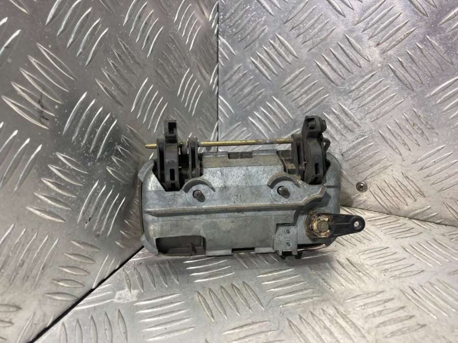 Ручка наружная передняя правая Opel Vectra A 1991г. | Фото № 2 Ручка наружная передняя правая Opel Vectra A 1991г. - Фото 2