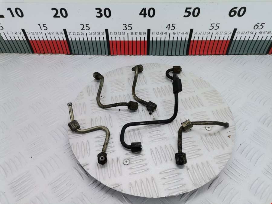 Трубка топливная Mercedes C-Class (W203) (2000-2008) Седан 2004г. | Фото № 3 Трубка топливная Mercedes C-Class (W203) (2000-2008) Седан 2004г. - Фото 3