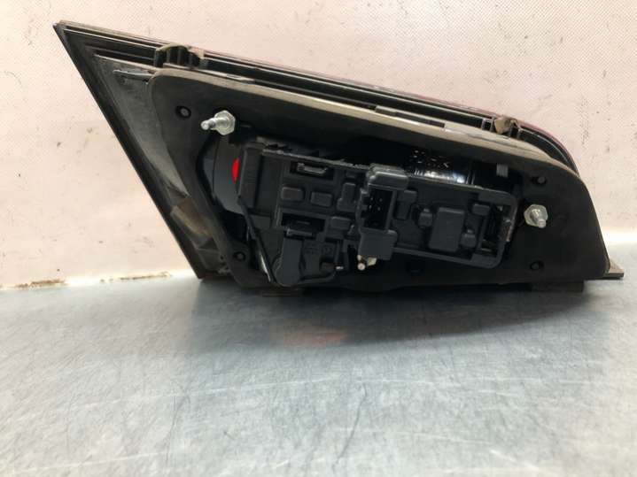 8V4945094 Фонарь задний правый  Audi A3 8V (2012-2016) 2012г. | Фото № 4  8V4945094 Фонарь задний правый  Audi A3 8V (2012-2016) 2012г. - Фото 4