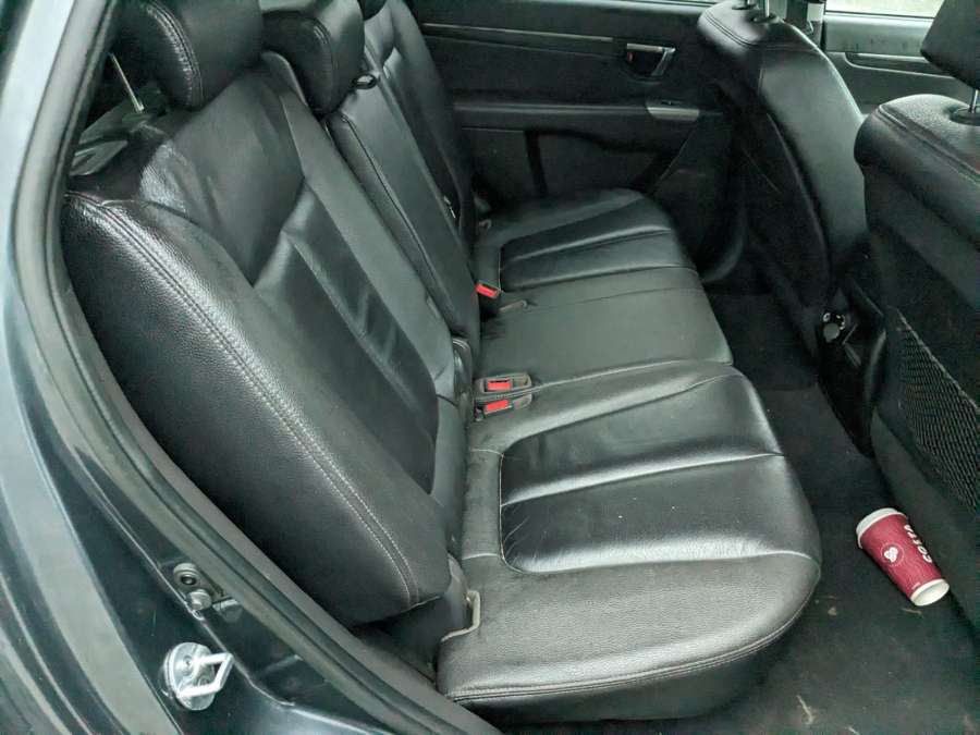 Замок крышки багажника Hyundai Santa Fe 2 (CM) (2005-2012) Внедорожник 5дв. 2011г. | Фото № 12 Замок крышки багажника Hyundai Santa Fe 2 (CM) (2005-2012) Внедорожник 5дв. 2011г. - Фото 12