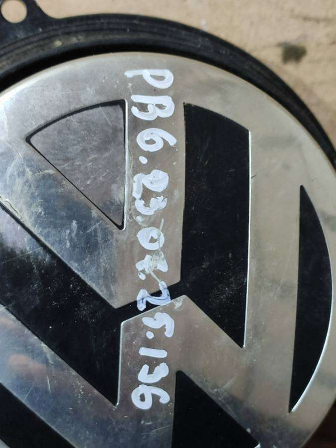 1K0827469 Ручка крышки багажника  Volkswagen Passat B6 2006г. | Фото № 5  1K0827469 Ручка крышки багажника  Volkswagen Passat B6 2006г. - Фото 5