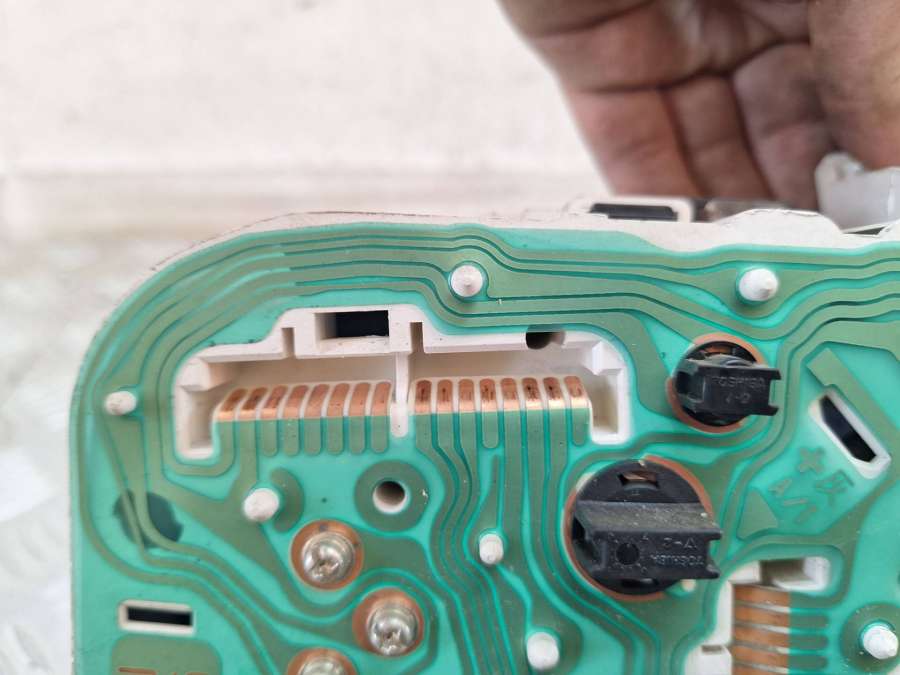 25733081318301097491 Панель приборов (щиток)  Daihatsu Sirion  2004г. | Фото № 8  25733081318301097491 Панель приборов (щиток)  Daihatsu Sirion  2004г. - Фото 8