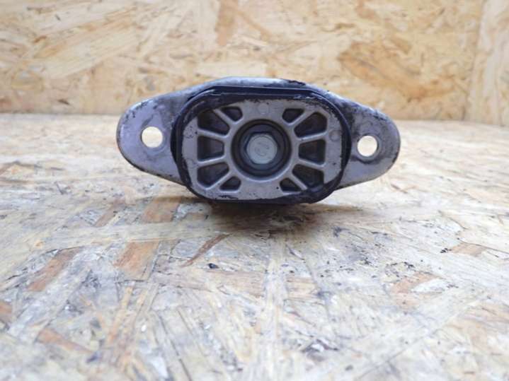 21959-G4000 Подушка крепления КПП  Hyundai i30 3 поколение (2017-2018) 2017г. | Фото № 4  21959-G4000 Подушка крепления КПП  Hyundai i30 3 поколение (2017-2018) 2017г. - Фото 4