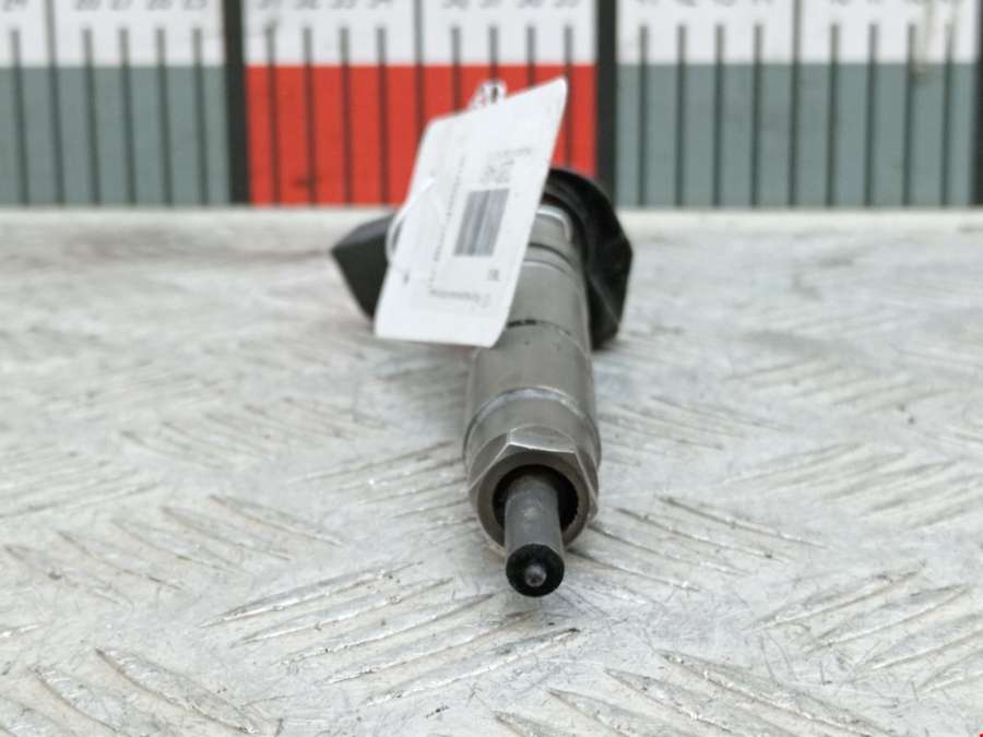 0445115027 Форсунка дизельная электрическая Mercedes E-Class (W211) (2002-2009) Универсал 2006г. | Фото № 2 0445115027 Форсунка дизельная электрическая Mercedes E-Class (W211) (2002-2009) Универсал 2006г. - Фото 2