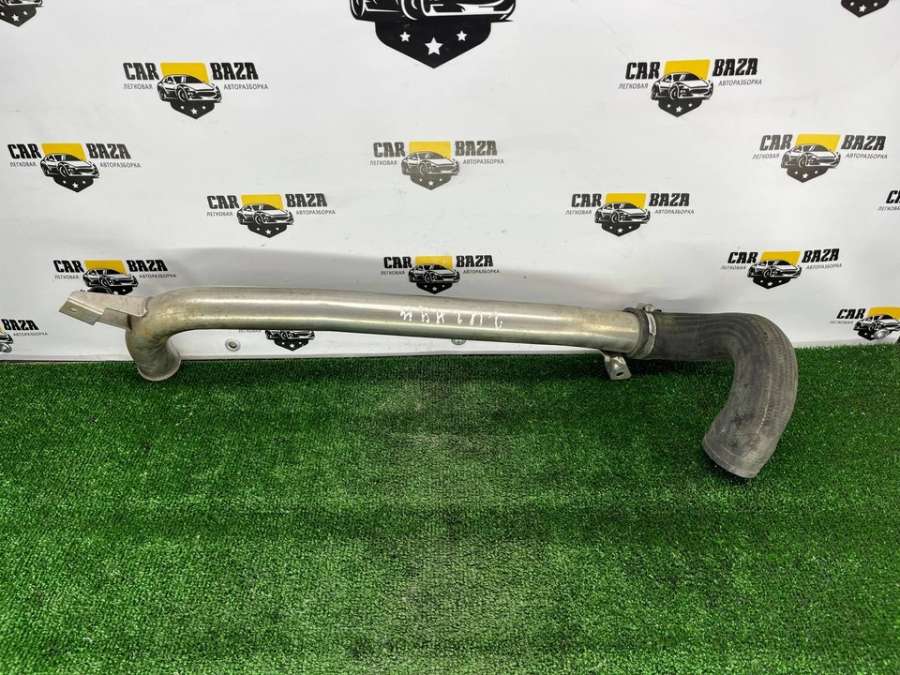 55555944  Патрубок интеркулера   Opel Signum 2003г. | Фото № 1  55555944  Патрубок интеркулера   Opel Signum 2003г. - Фото 1