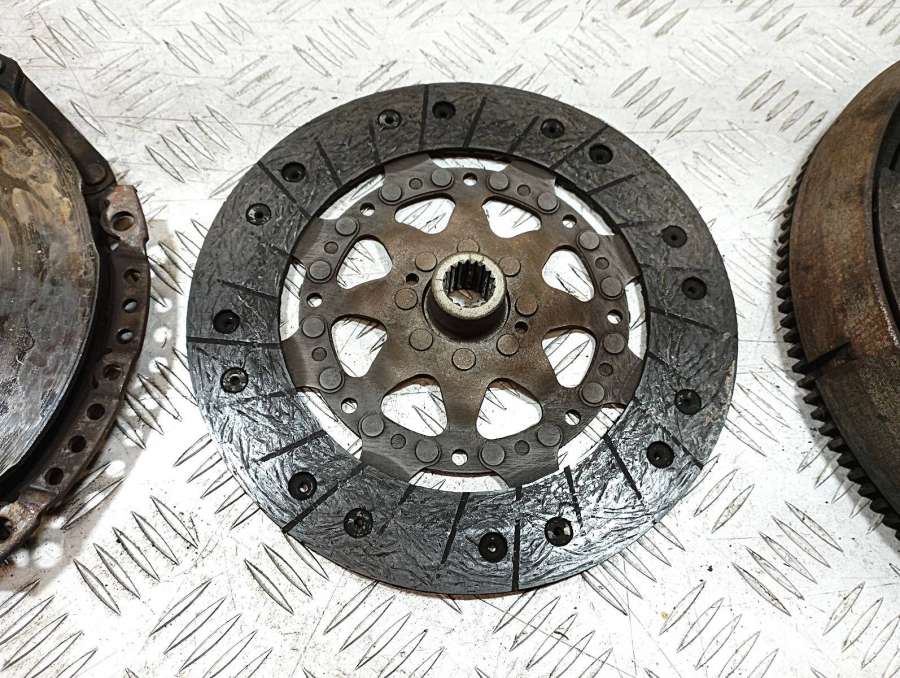 33000024296532956809658419980 Комплект сцепления Citroen Berlingo 2 (B9) 2010г. | Фото № 9 33000024296532956809658419980 Комплект сцепления Citroen Berlingo 2 (B9) 2010г. - Фото 9