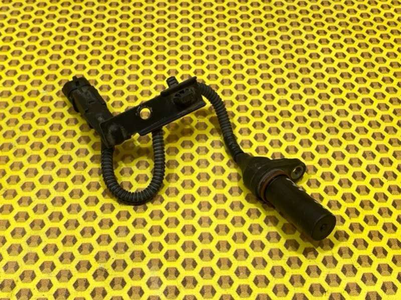 391802B000 Датчик положения коленвала Kia Soul PS 2019г. | Фото № 1 391802B000 Датчик положения коленвала Kia Soul PS 2019г. - Фото 1