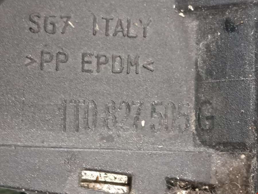 1T0827505G Замок крышки багажника Volkswagen Touran 1 (2003-2015) Минивэн 2004г. | Фото № 4 1T0827505G Замок крышки багажника Volkswagen Touran 1 (2003-2015) Минивэн 2004г. - Фото 4