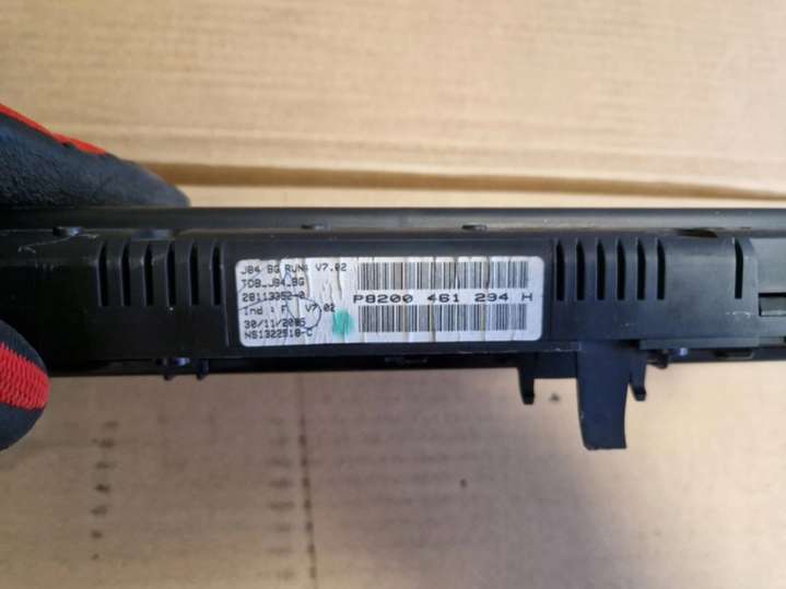 8200461294H Щиток приборов (приборная панель) Renault Scenic 2 поколение (2003-2006) 2003г. | Фото № 4 8200461294H Щиток приборов (приборная панель) Renault Scenic 2 поколение (2003-2006) 2003г. - Фото 4