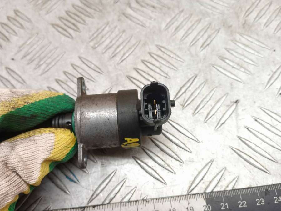 09284006071465ZS0001FZB1470FEFZB1470LEFZB1470LWFZB1470LZFZB1470MT Датчик давления топлива  Peugeot 5008 2011г. | Фото № 3  09284006071465ZS0001FZB1470FEFZB1470LEFZB1470LWFZB1470LZFZB1470MT Датчик давления топлива  Peugeot 5008 2011г. - Фото 3