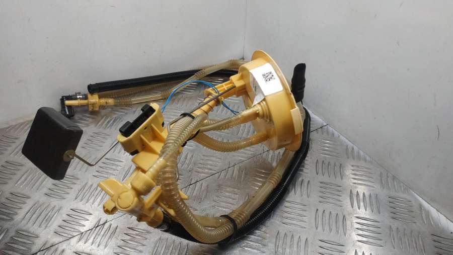 1.6117190947719E+17 Датчик уровня топлива BMW 3 кабриолет 2008г. | Фото № 1 1.6117190947719E+17 Датчик уровня топлива BMW 3 кабриолет 2008г. - Фото 1