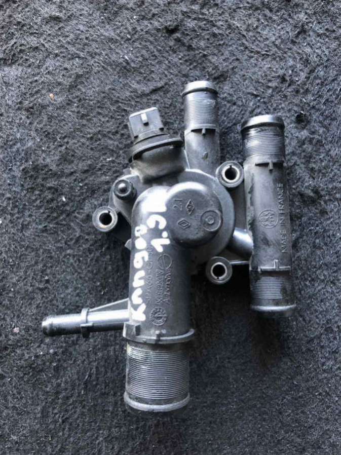 Корпус термостата Renault Kangoo 1 2004г. | Фото № 2 Корпус термостата Renault Kangoo 1 2004г. - Фото 2