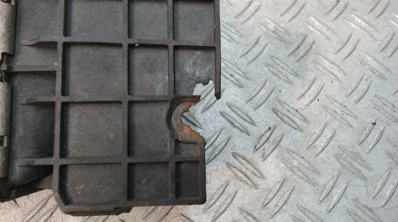 Радиатор интеркулера BMW 3 E90 (2005 - 2011) Седан 2010г. | Фото № 2 Радиатор интеркулера BMW 3 E90 (2005 - 2011) Седан 2010г. - Фото 2