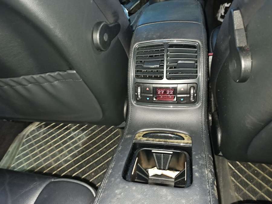 Замок капота Mercedes CLS-Class (W219) (2004-2010) Седан 2007г. | Фото № 10 Замок капота Mercedes CLS-Class (W219) (2004-2010) Седан 2007г. - Фото 10