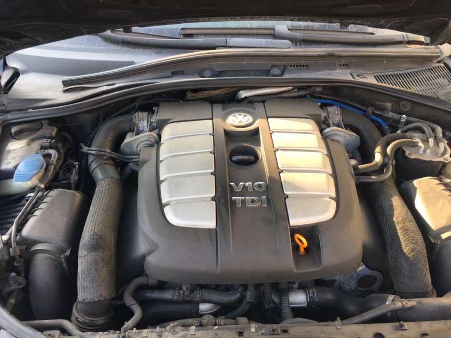 7L0861688A Плафон салонный Volkswagen Touareg 1 (2002-2010) Внедорожник 5дв. 2005г. | Фото № 9 7L0861688A Плафон салонный Volkswagen Touareg 1 (2002-2010) Внедорожник 5дв. 2005г. - Фото 9