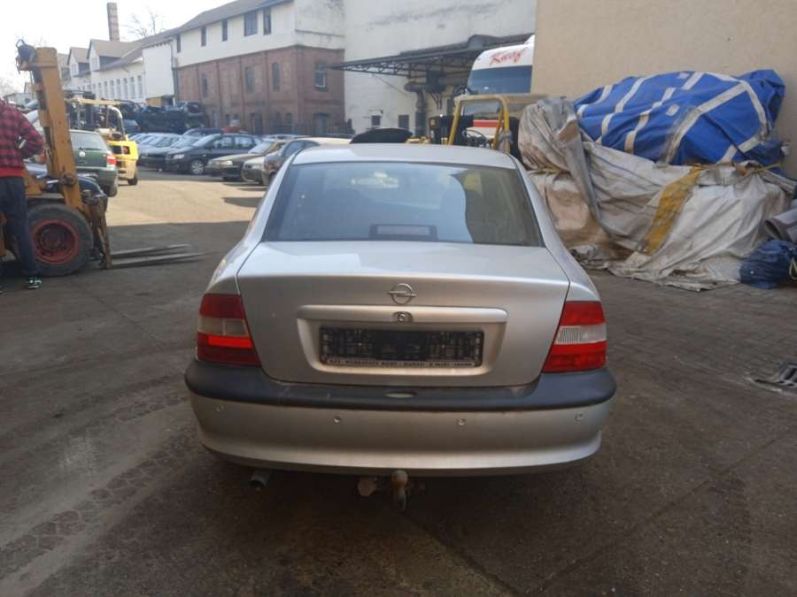 72229600 Клапан ЕГР EGR Opel Vectra B (1995-2002) Седан 1998г. | Фото № 8 72229600 Клапан ЕГР EGR Opel Vectra B (1995-2002) Седан 1998г. - Фото 8