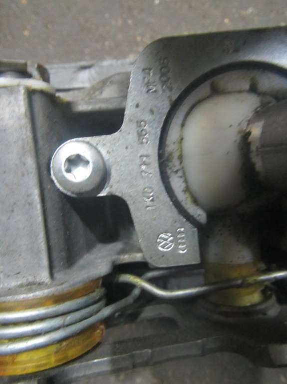 7k07112651k0711266 Кулиса Volkswagen Golf 2006г. | Фото № 6 7k07112651k0711266 Кулиса Volkswagen Golf 2006г. - Фото 6