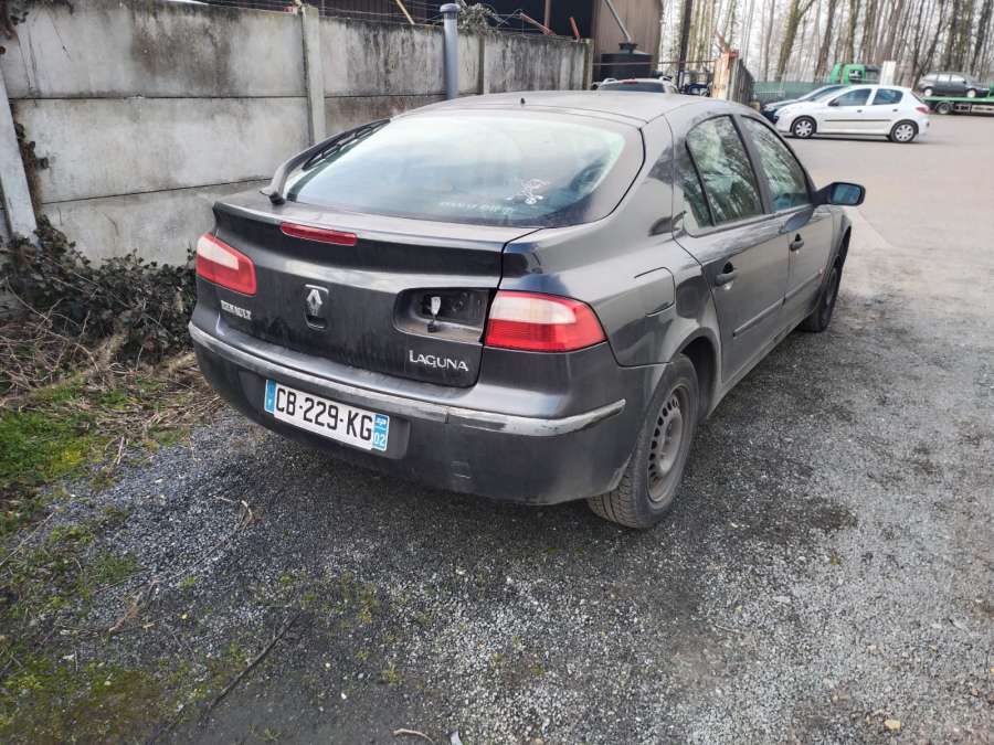 Стекло двери задней правой Renault Laguna 2 (2000-2007) Хетчбэк 5дв. 2002г. | Фото № 9 Стекло двери задней правой Renault Laguna 2 (2000-2007) Хетчбэк 5дв. 2002г. - Фото 9