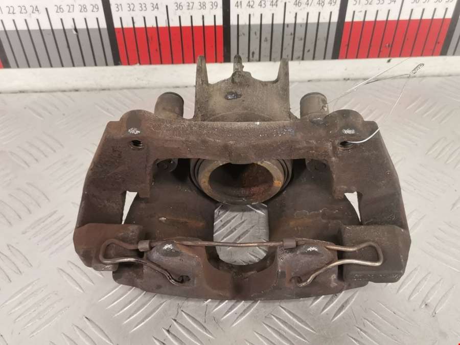 Суппорт передний правый MG ZT (2001-2005) Седан 2005г. | Фото № 6 Суппорт передний правый MG ZT (2001-2005) Седан 2005г. - Фото 6