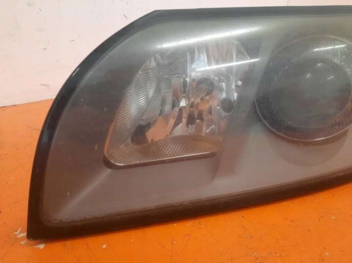 30698889 Фара левая Volvo V50 1 поколение (2003-2010) 2003г. | Фото № 2 30698889 Фара левая Volvo V50 1 поколение (2003-2010) 2003г. - Фото 2