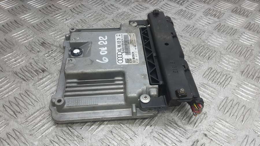 Блок управления двс AUDI Q3 2011г. | Фото № 10 Блок управления двс AUDI Q3 2011г. - Фото 10