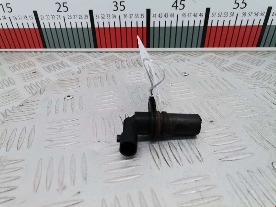 Датчик коленвала Opel Corsa D (2006-2014) Хетчбэк 3дв. 2008г. | Фото № 1 Датчик коленвала Opel Corsa D (2006-2014) Хетчбэк 3дв. 2008г. - Фото 1