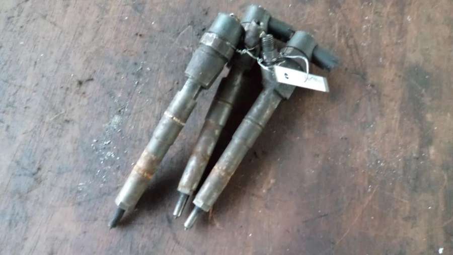 0445110159 Форсунка Opel Vectra C 2005г. | Фото № 1 0445110159 Форсунка Opel Vectra C 2005г. - Фото 1