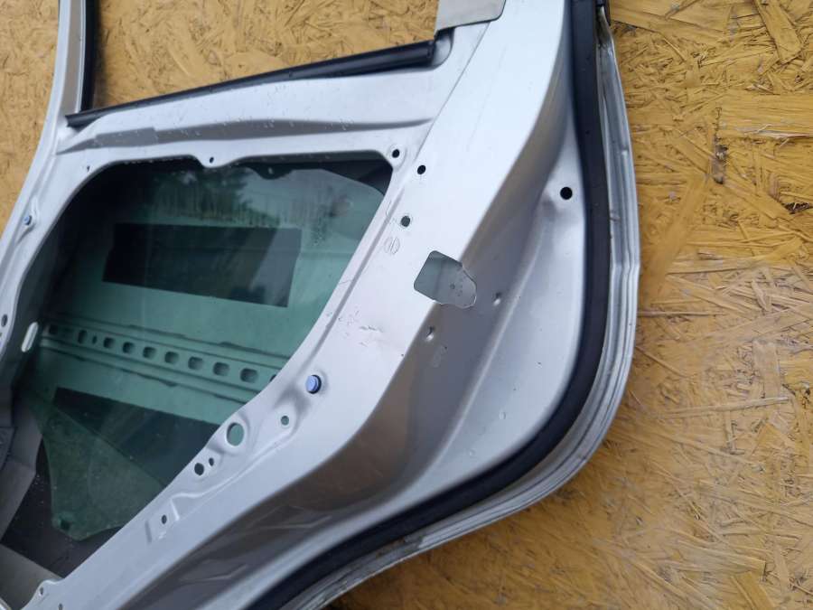 Дверь задняя правая Mercedes A W169 2 поколение (2004-2008) хэтчбек 2008г. | Фото № 17 Дверь задняя правая Mercedes A W169 2 поколение (2004-2008) хэтчбек 2008г. - Фото 17