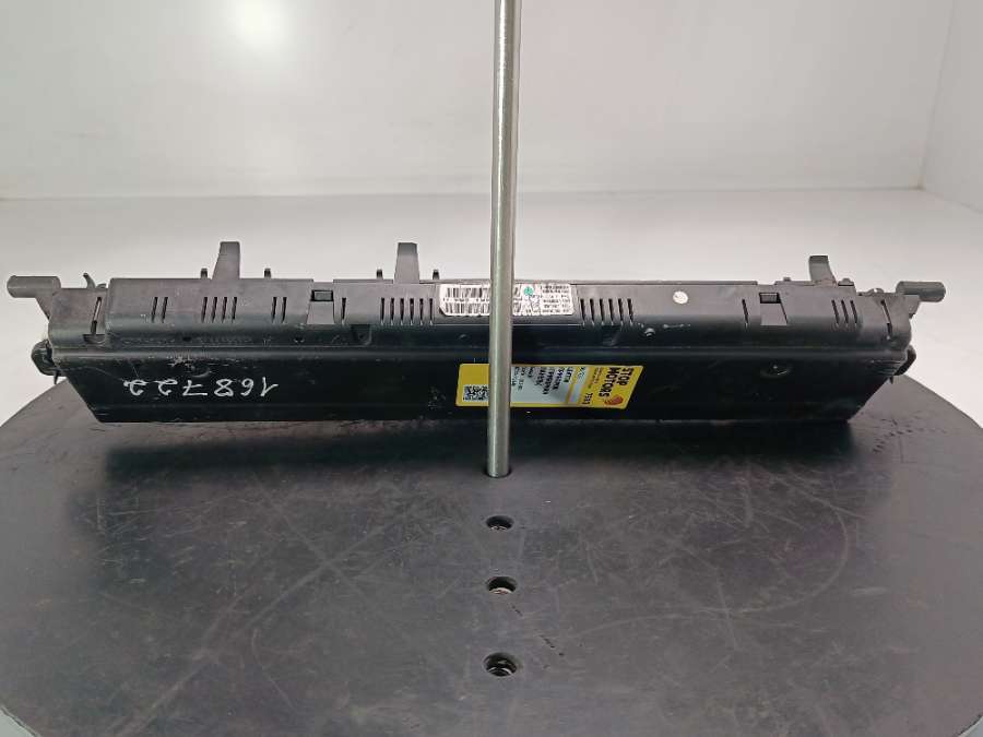 8200461294H Щиток приборов (приборная панель) Renault Scenic 2005г. | Фото № 2 8200461294H Щиток приборов (приборная панель) Renault Scenic 2005г. - Фото 2