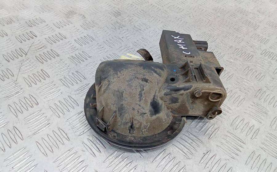 6M51-R405A02-AA Лючок топливного бака Ford C-Max 2008г. | Фото № 4 6M51-R405A02-AA Лючок топливного бака Ford C-Max 2008г. - Фото 4