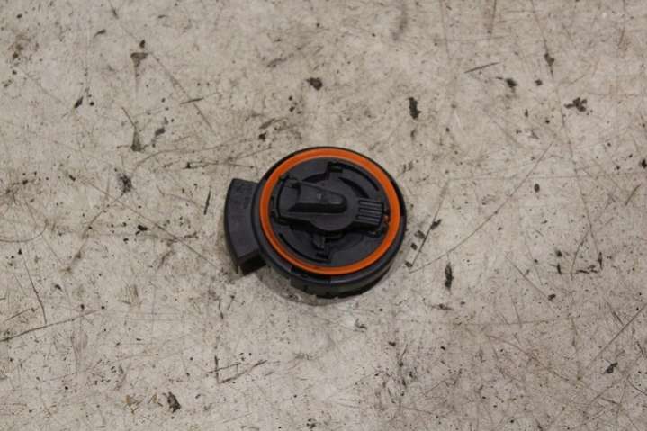 4M0955557A Датчик удара  Audi A4 B9 (2015-2019) 2015г. | Фото № 1  4M0955557A Датчик удара  Audi A4 B9 (2015-2019) 2015г. - Фото 1