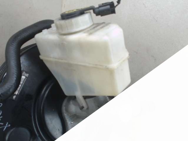 Цилиндр тормозной главный BMW 3 E46 (1998 - 2005) Седан 2003г. | Фото № 2 Цилиндр тормозной главный BMW 3 E46 (1998 - 2005) Седан 2003г. - Фото 2