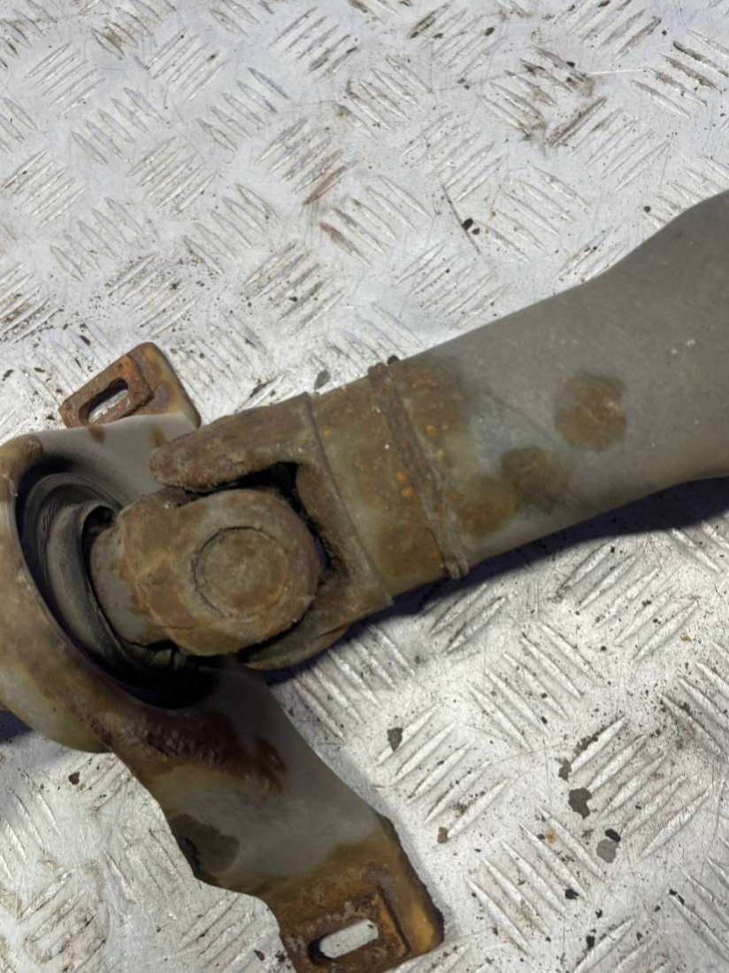 Карданный вал Mercedes E W210 Седан 1996г. | Фото № 4 Карданный вал Mercedes E W210 Седан 1996г. - Фото 4