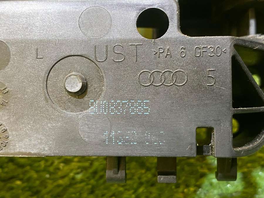 8U0837885 Ручка наружная двери передней левой Audi Audi Q3 8U 2012 0000г. | Фото № 3 8U0837885 Ручка наружная двери передней левой Audi Audi Q3 8U 2012 0000г. - Фото 3