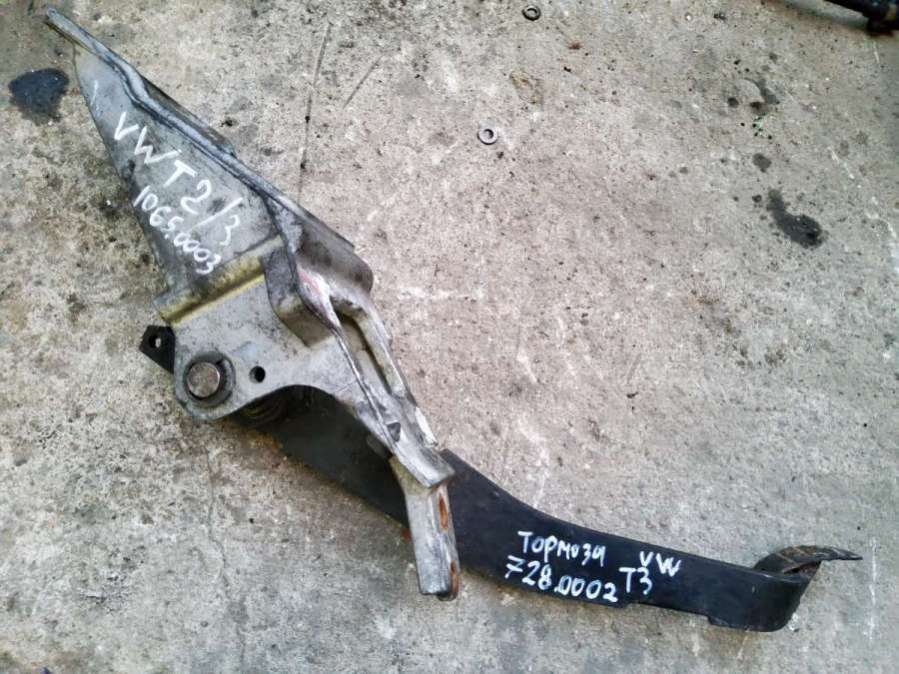 Педальный узел Volkswagen Caravelle T3 1985г. | Фото № 1 Педальный узел Volkswagen Caravelle T3 1985г. - Фото 1